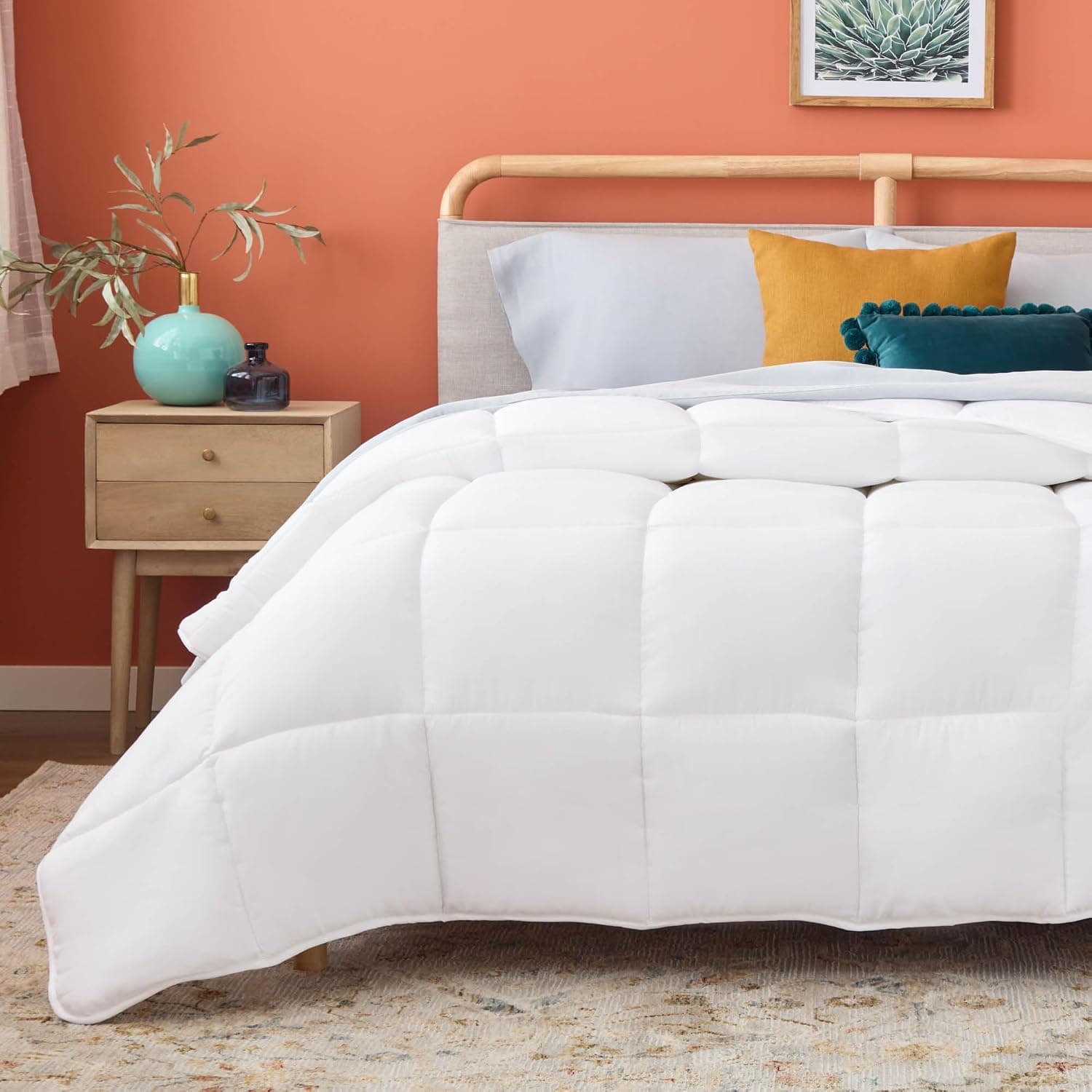Linenspa White Down Alternative Comforter and Duvet Insert, Queen - All-Season Comforter with Box Stitch and 8