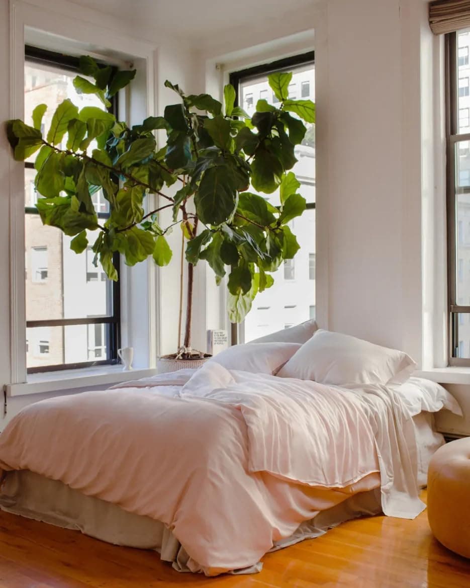 Buffy 100% Eucalyptus Lyocell Sheet Set - Silky Soft, Cool-to-The-Touch, Naturally-Dyed 4 Piece Set w/ 15" Dee