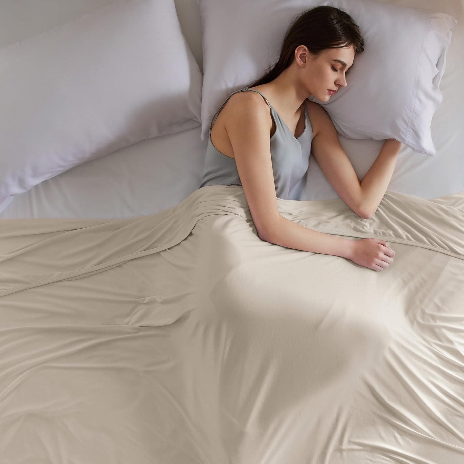 Bedsure Green Cooling Blanket Queen Size, Rayon Derived from Bamboo, Ice Cool Arc-Chill Thin Summer Bedding