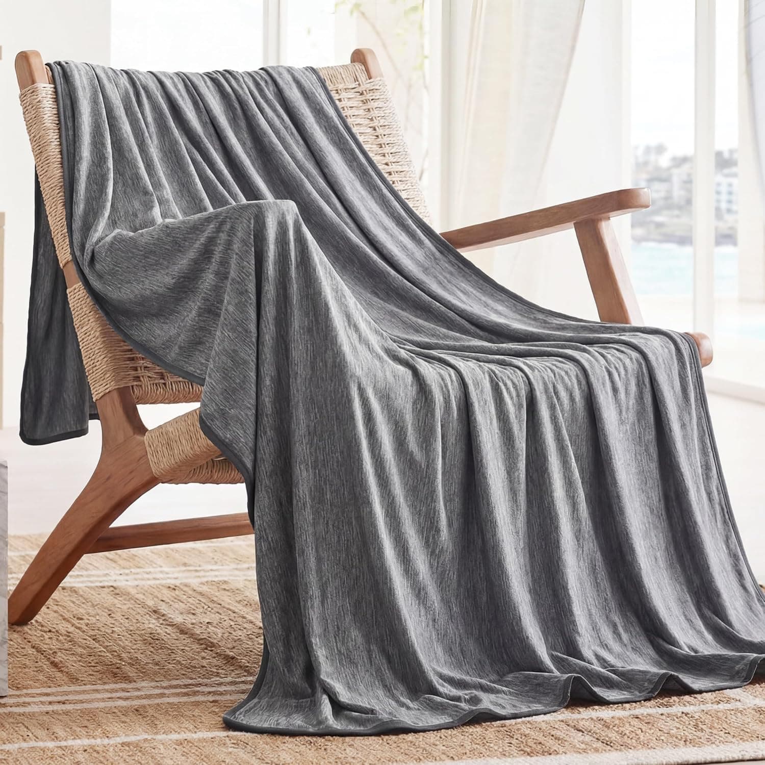 Bedsure Silky Soft Cooling Throw Blanket Rayon from Bamboo, 50x70