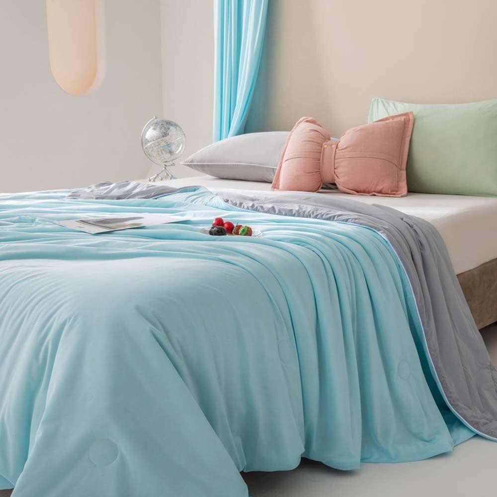 Summer Cooling Duvet, Lightweight Summer Comforter, Double Sided Cooling Blanket for Hot Sleepers, Blue 180x220cm